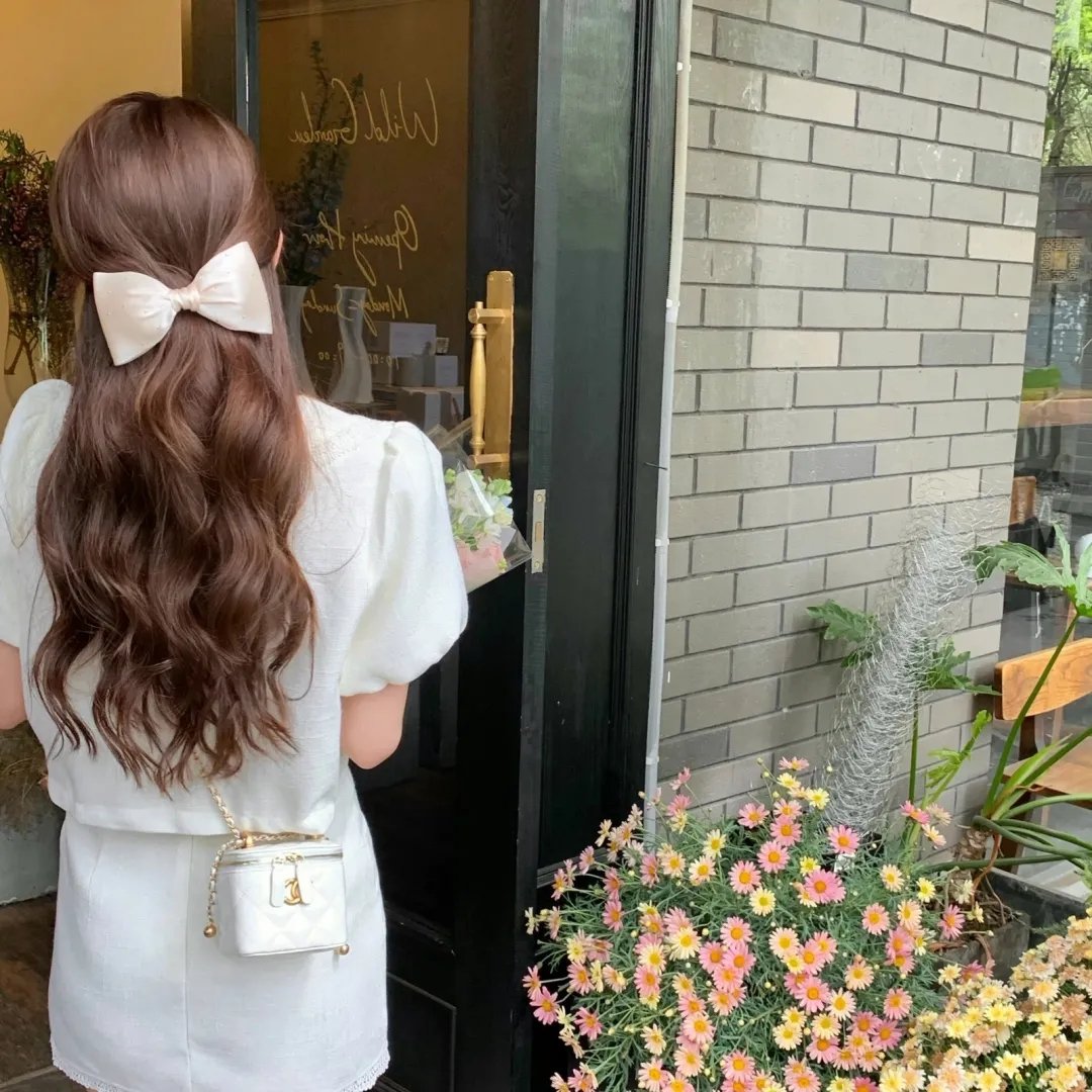 相爱相杀两姐妹